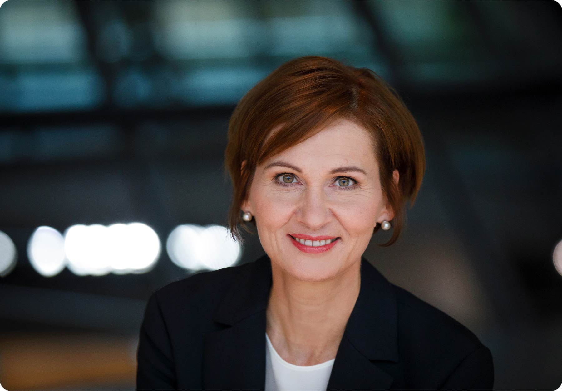 Bundesministerin für Bildung und Forschung zu Besuch bei Eduneon